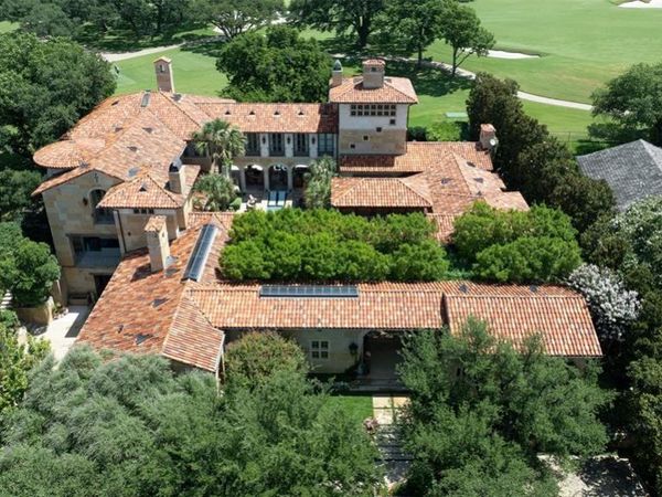 6236 Indian Creek Drive, Fort Worth, TX 76107