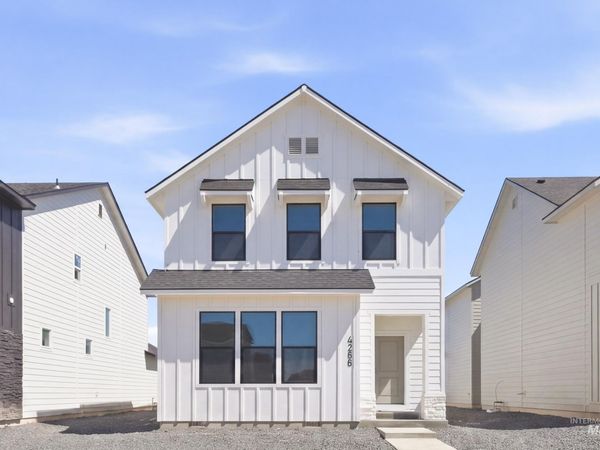 4266 N Camp Creek Ave, Meridian, ID 83646