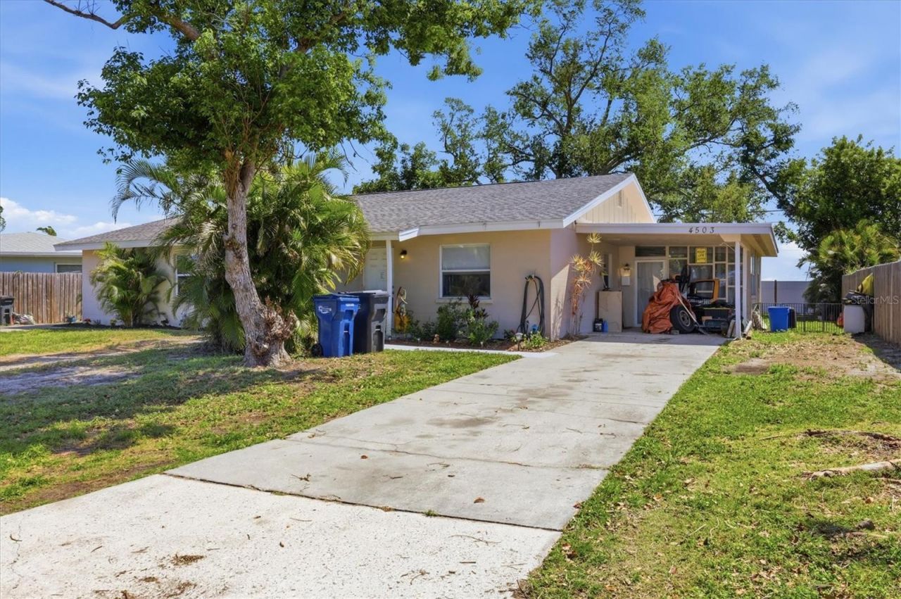 4501 86th Street Court W, Bradenton, FL 34210 Photo