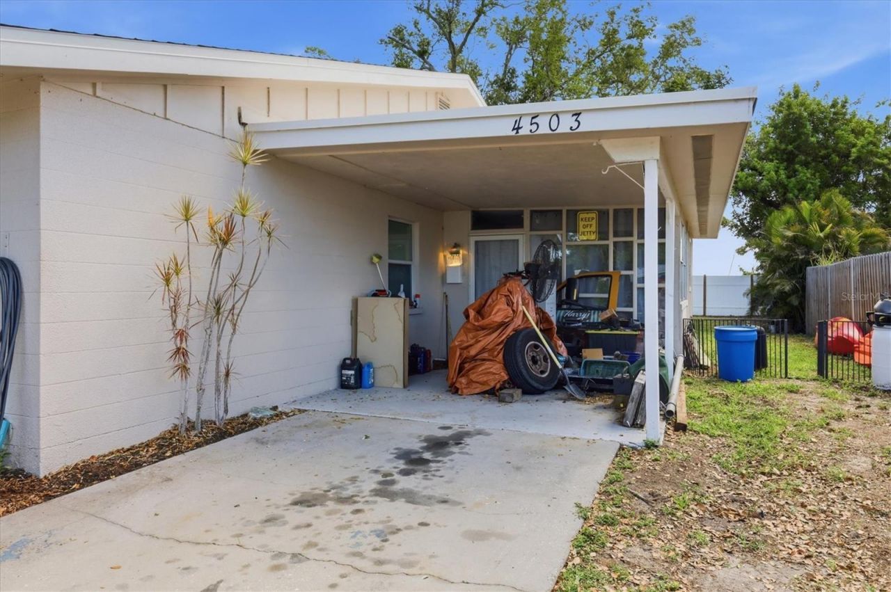 4501 86th Street Court W, Bradenton, FL 34210 Photo