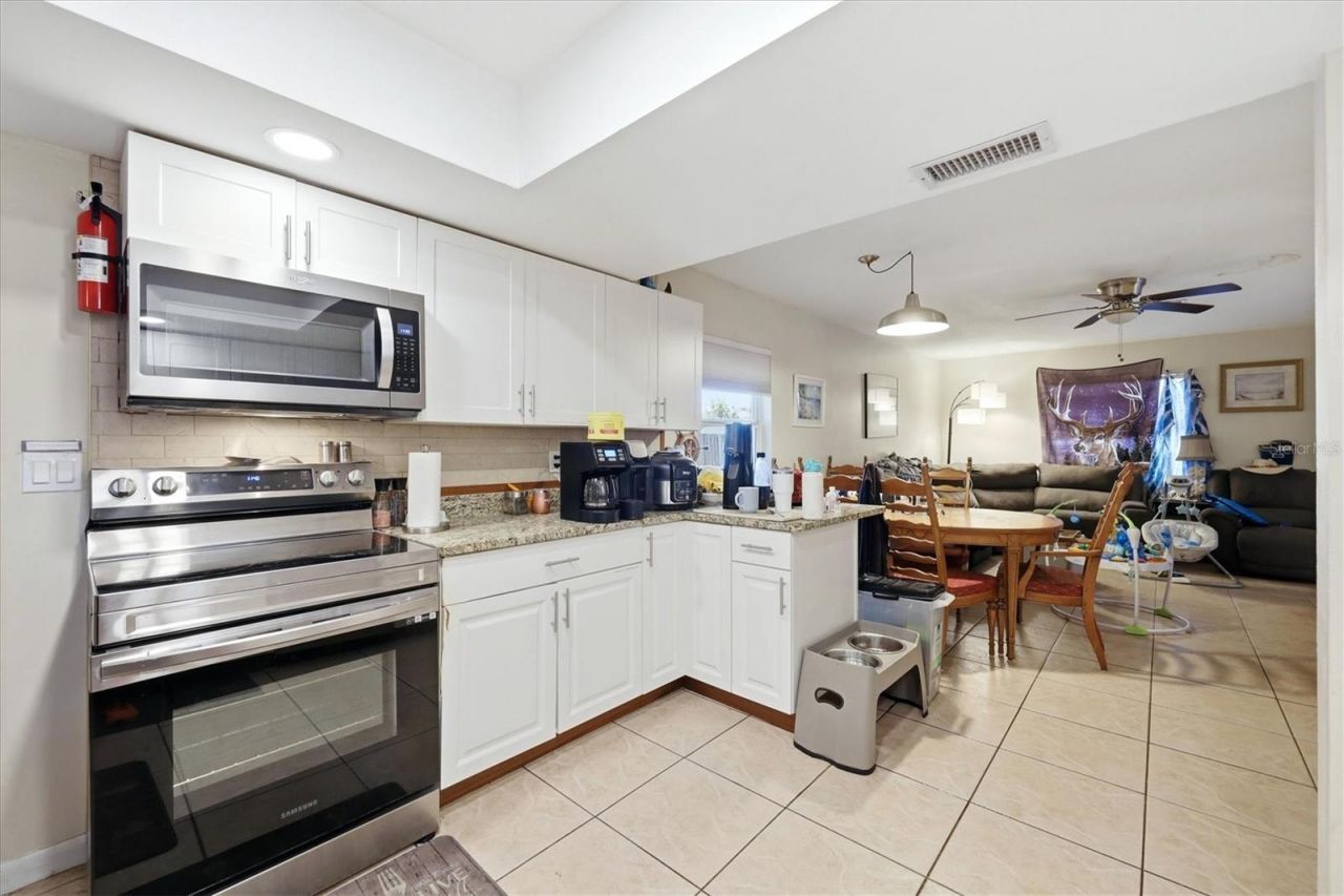 4501 86th Street Court W, Bradenton, FL 34210 Photo