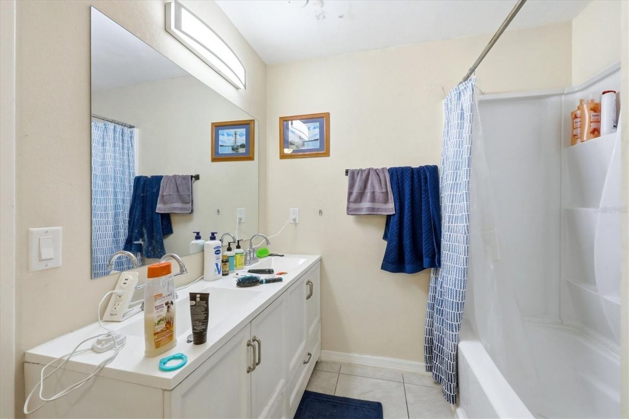 4501 86th Street Court W, Bradenton, FL 34210 Photo