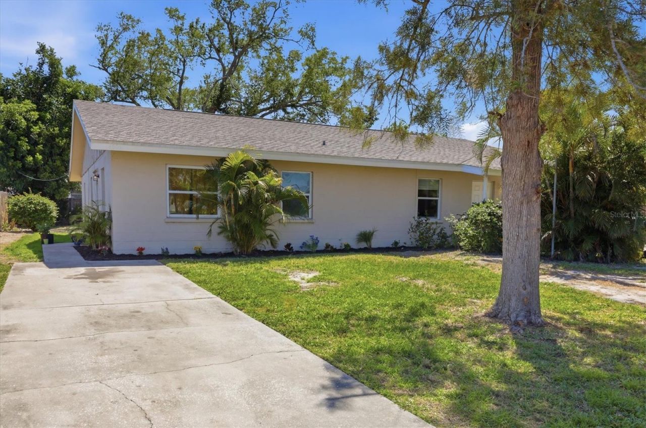 4501 86th Street Court W, Bradenton, FL 34210 Photo