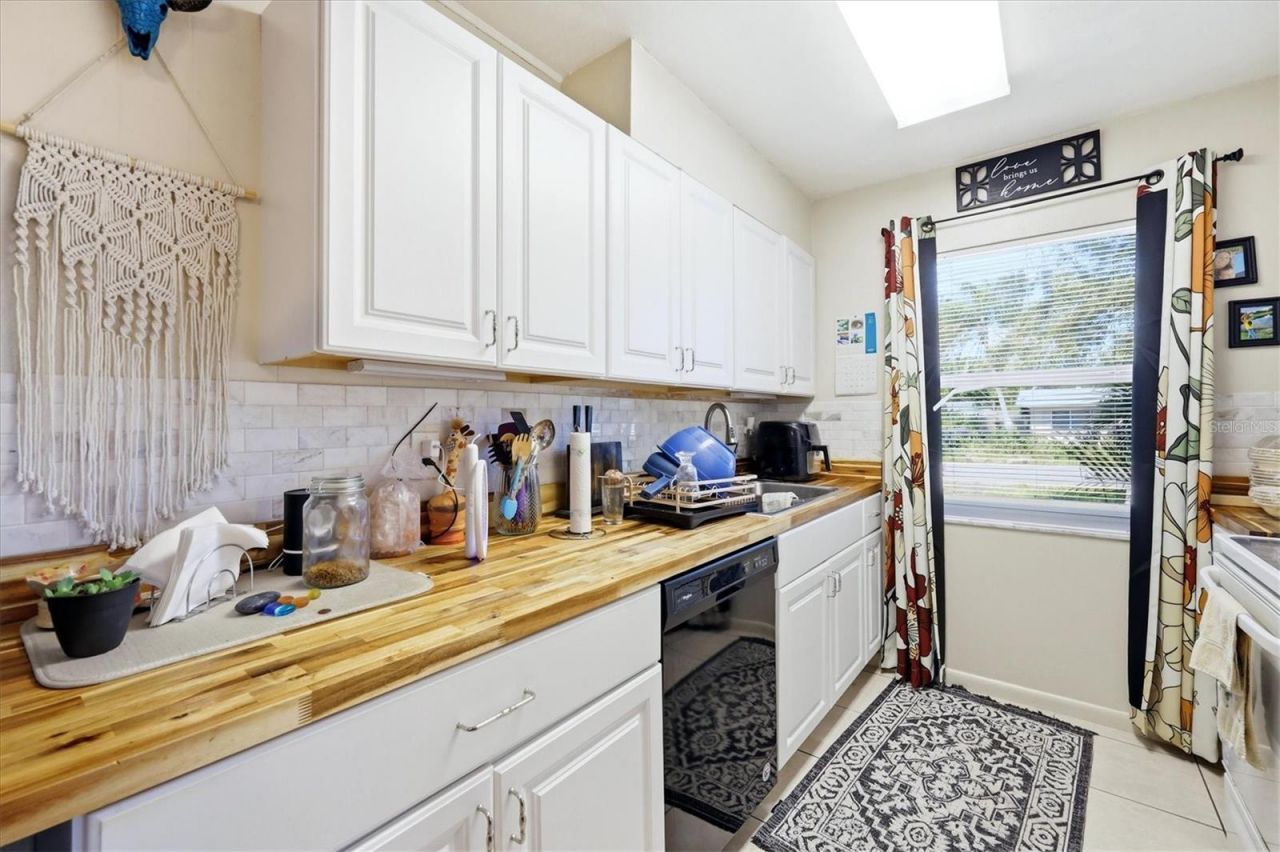 4501 86th Street Court W, Bradenton, FL 34210 Photo