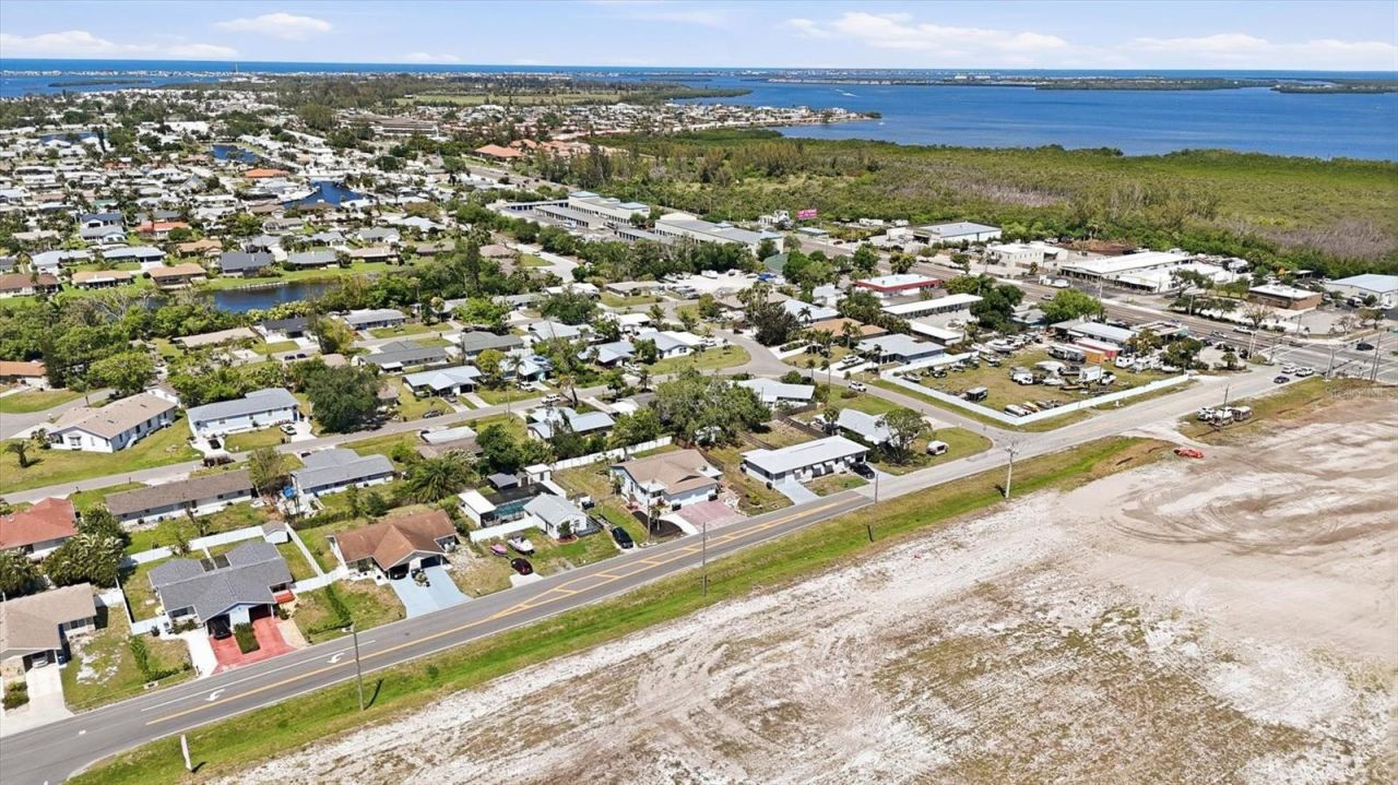 4501 86th Street Court W, Bradenton, FL 34210 Photo