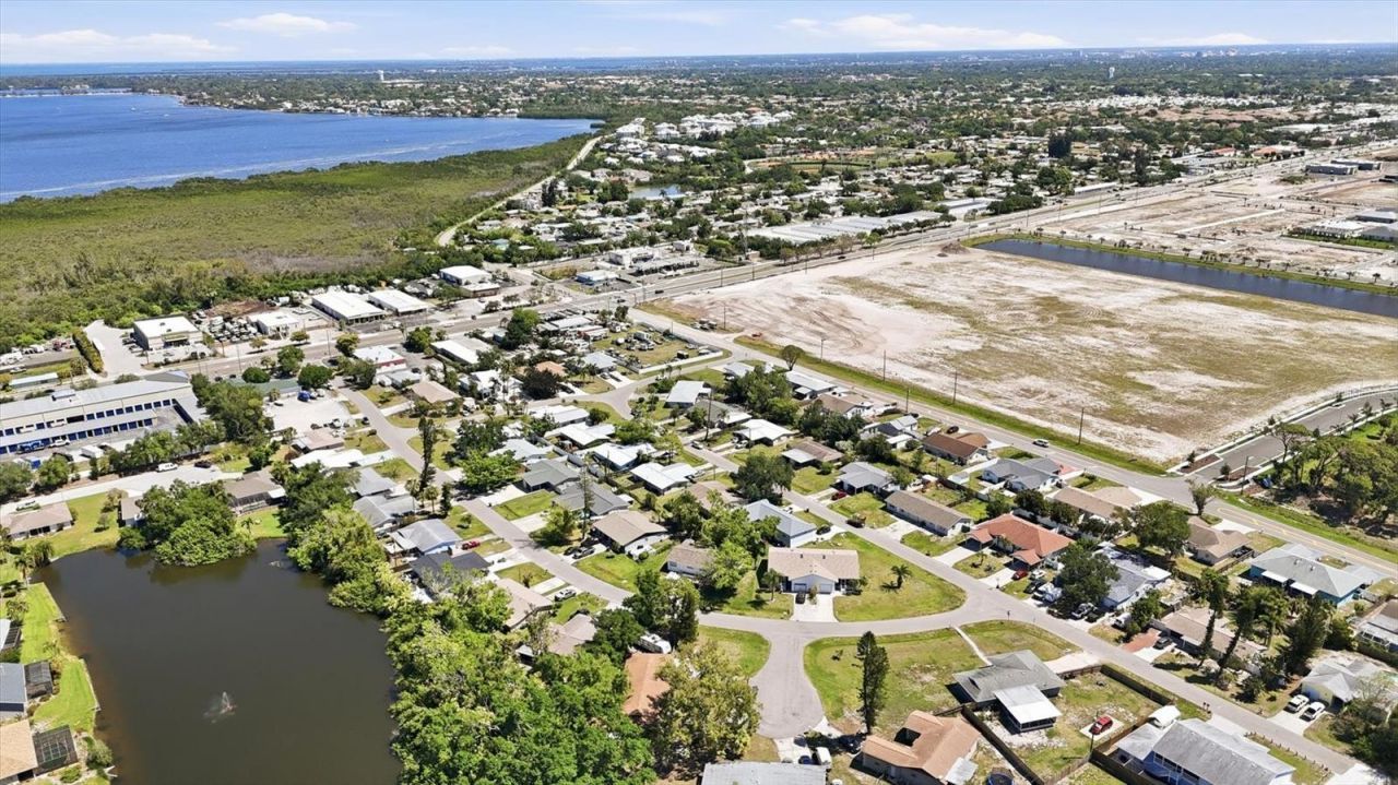 4501 86th Street Court W, Bradenton, FL 34210 Photo