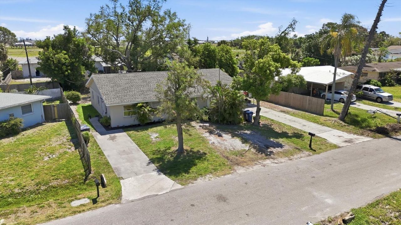 4501 86th Street Court W, Bradenton, FL 34210 Photo