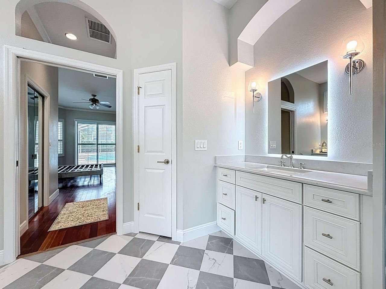 4953 Pointe Circle , Oldsmar, FL 34677 Photo