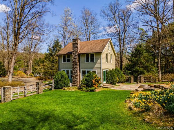 1063 Sawkill Road , Kingston, NY 12401