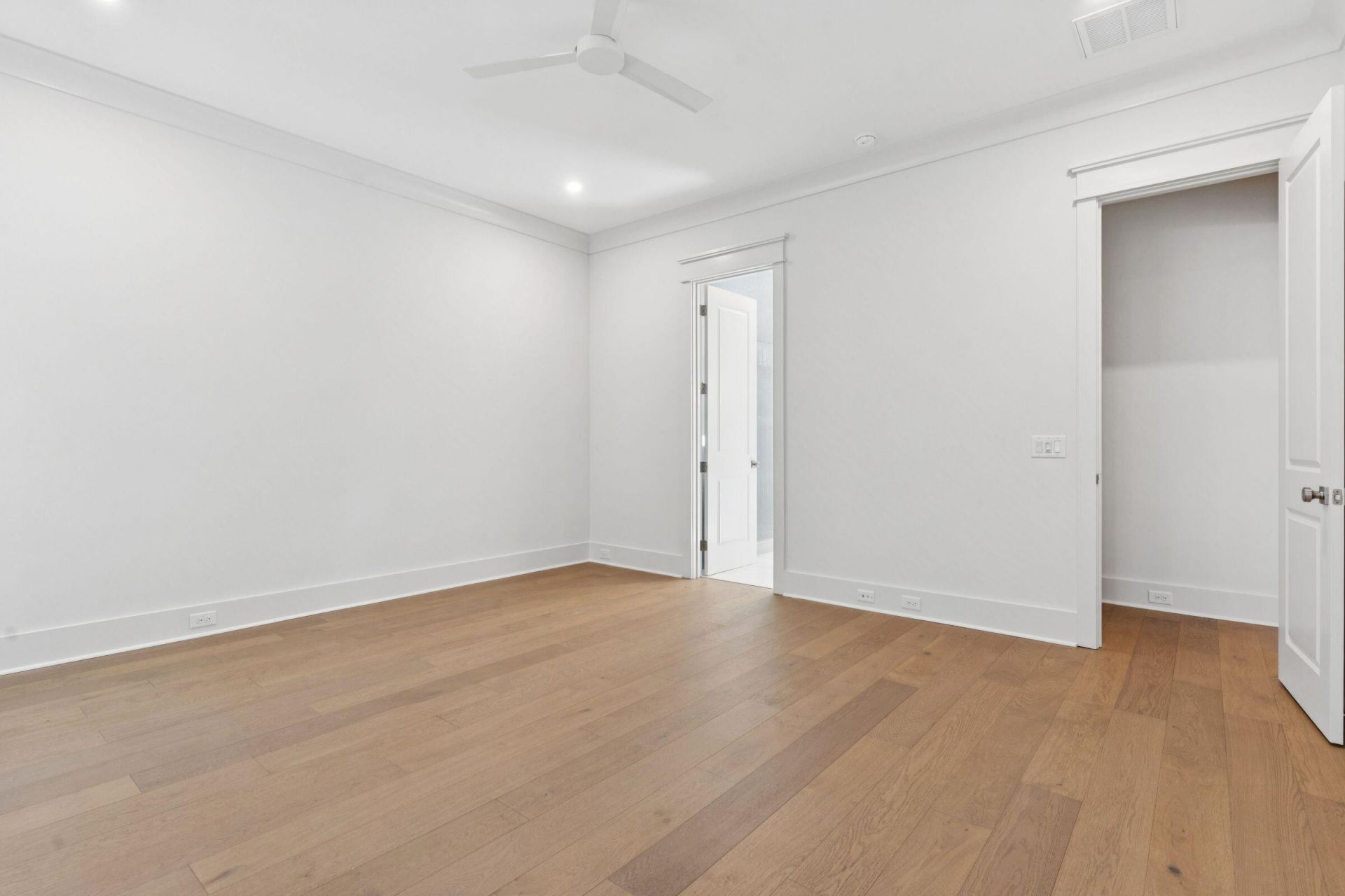 1129 Hamlin Road Photo 36