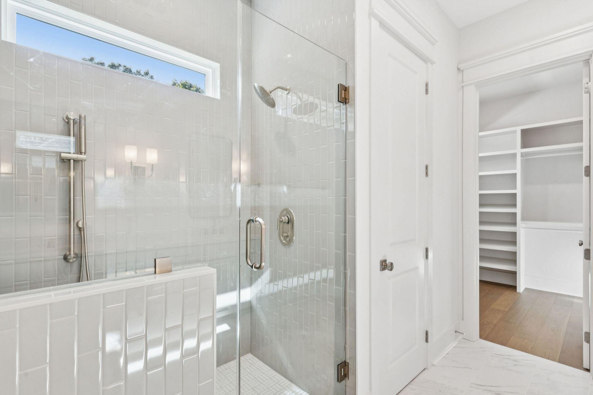 1129 Hamlin Road Photo 40