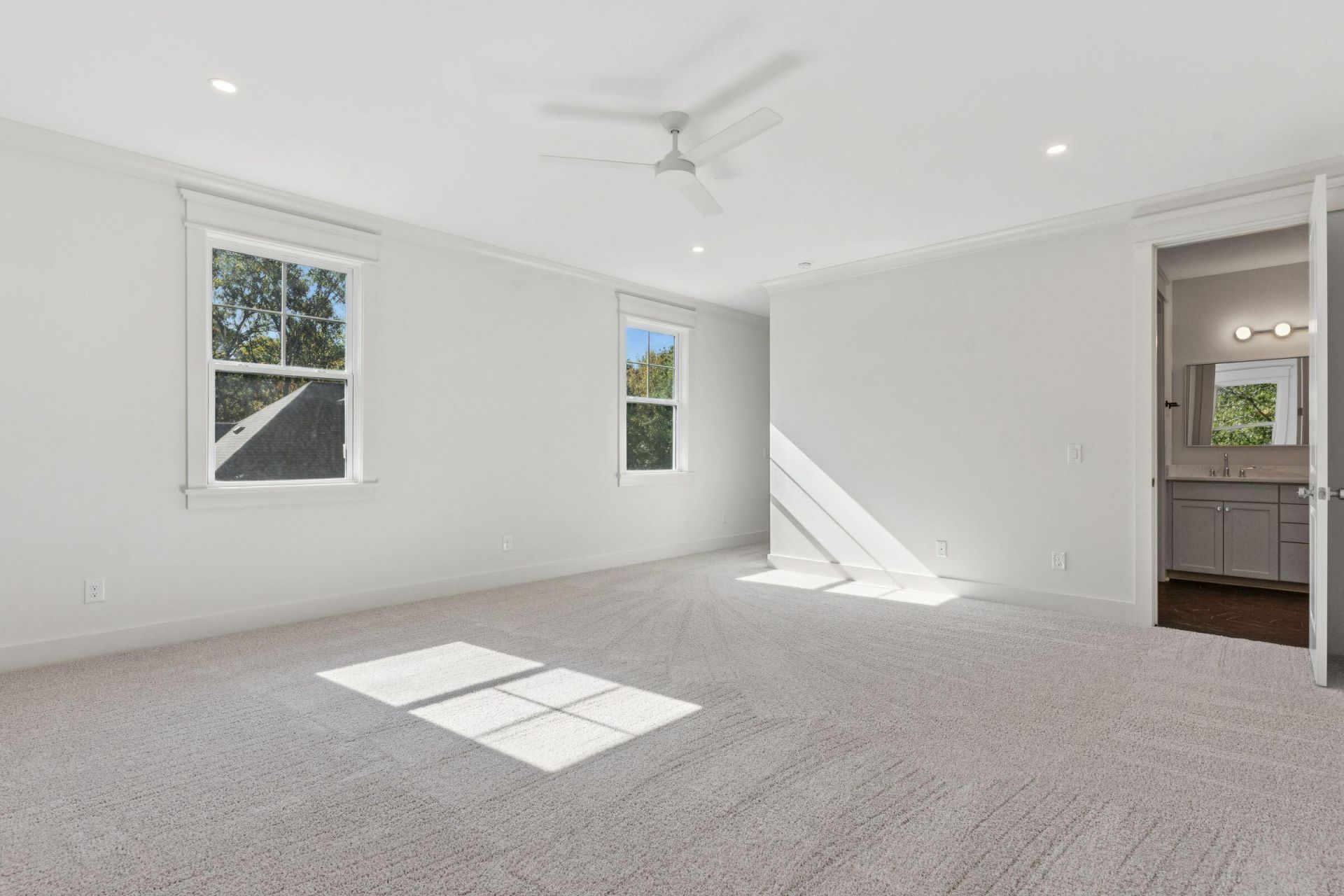1129 Hamlin Road Photo 47