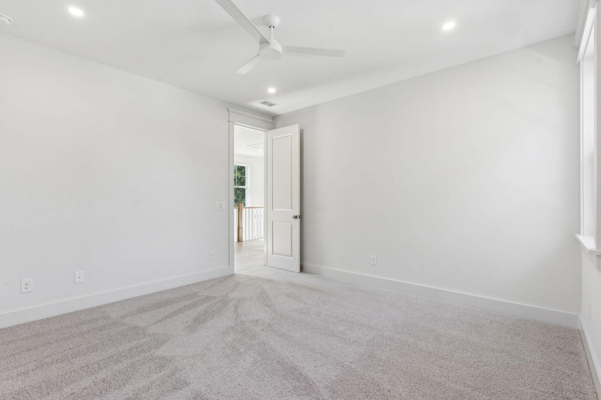 1129 Hamlin Road Photo 53