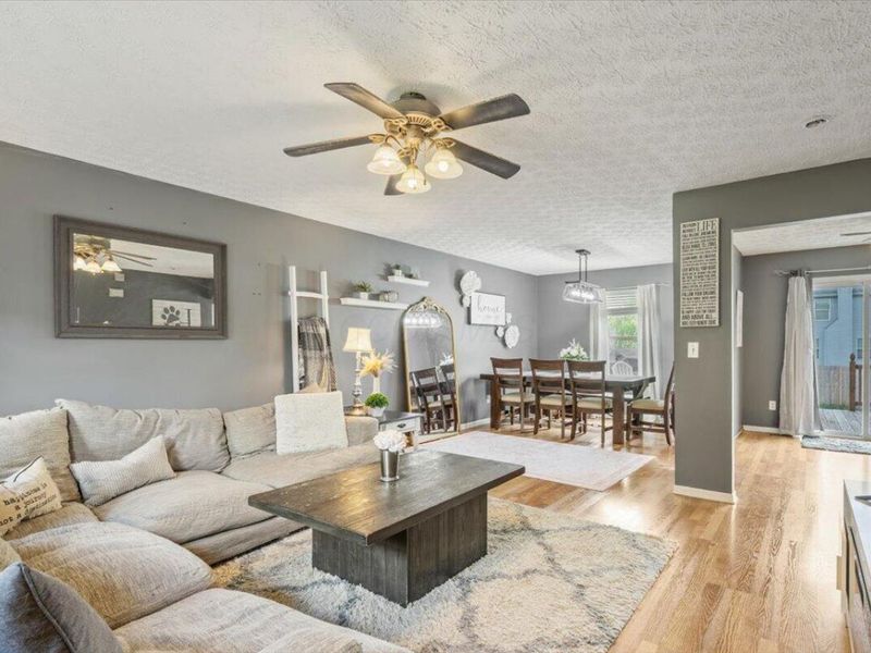 5447 Inglecrest Place, Galloway, OH 43119 Photo 3