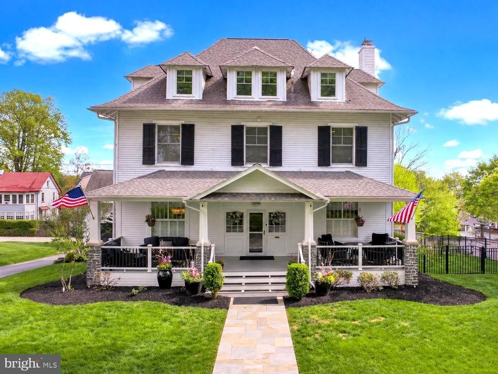 1240 DAUPHIN AVENUE , WYOMISSING, PA 19610