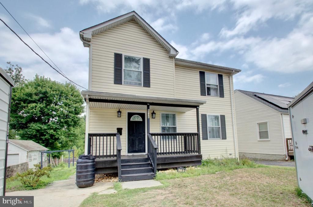 6708 BOXWOOD, SUITLAND, MD 20746