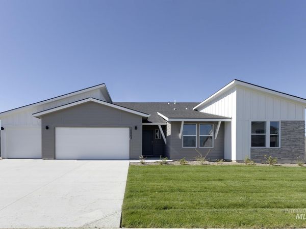 8203 E Cool River Lp, Nampa, ID 83687