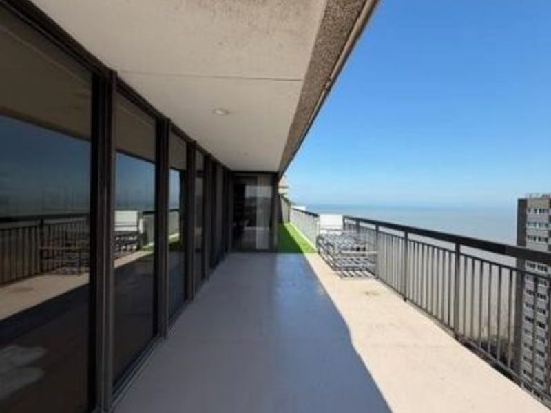 12550 Lake Avenue, Unit 1705, Lakewood, OH 44107 Photo 4