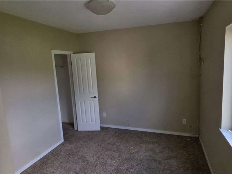 5703 Bridge Avenue, Cleveland, OH 44102 Photo 8