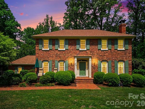 814 S Main Street, Mount Holly, NC 28120