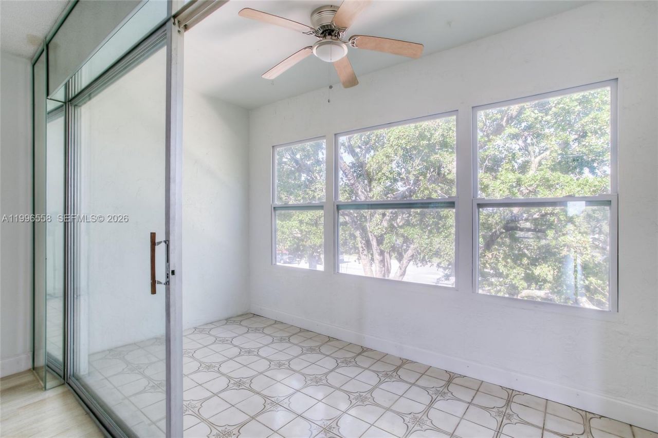 8810 W Mcnab Rd , Unit 306, Tamarac, FL 33321 Photo