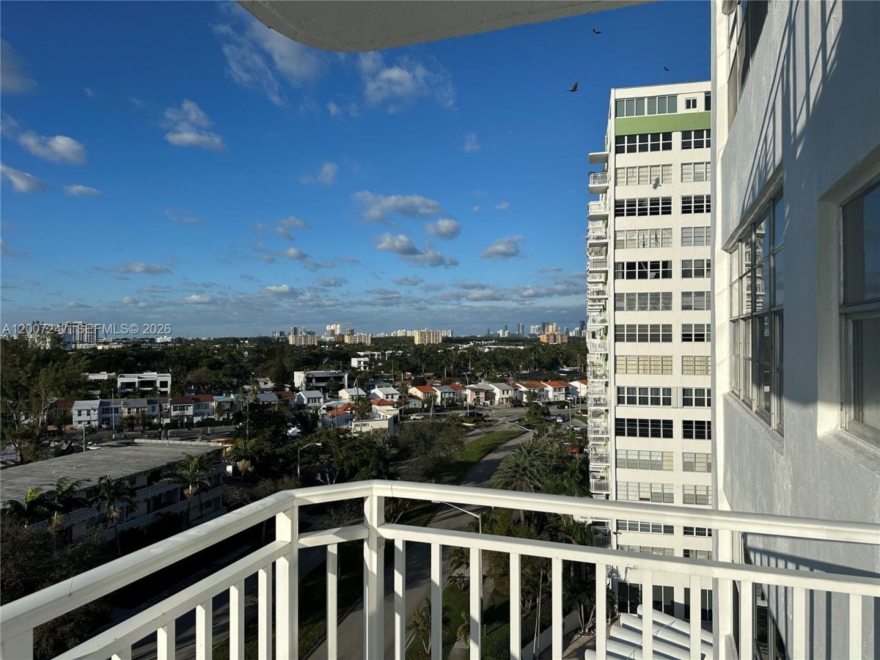 2100 Sans Souci Blvd , Unit B811, North Miami, FL 33181 Photo