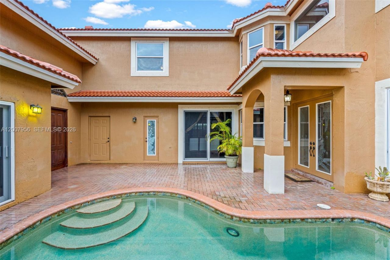 16403 Diamond Head Dr , Weston, FL 33331 Photo