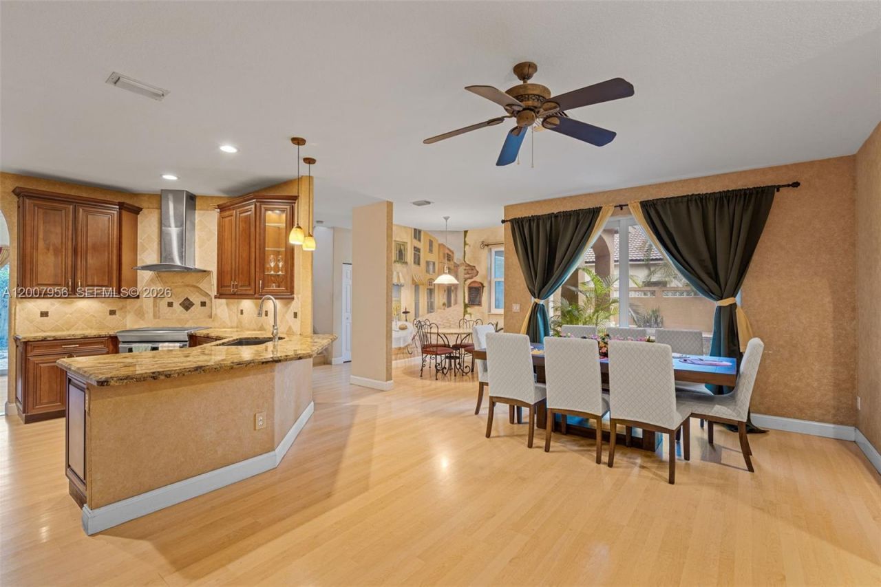 16403 Diamond Head Dr , Weston, FL 33331 Photo