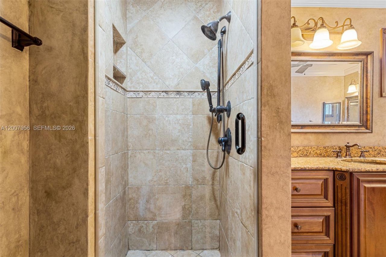 16403 Diamond Head Dr , Weston, FL 33331 Photo