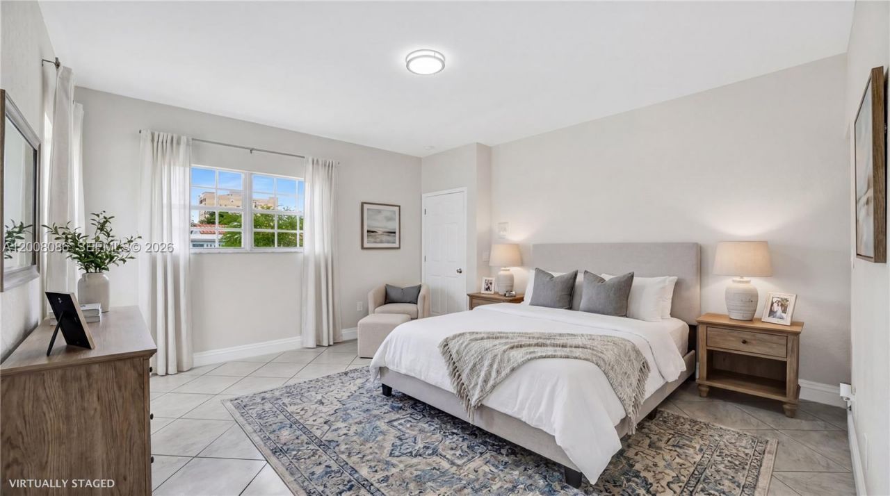 2850 NW 5th St , Miami, FL 33125 Photo