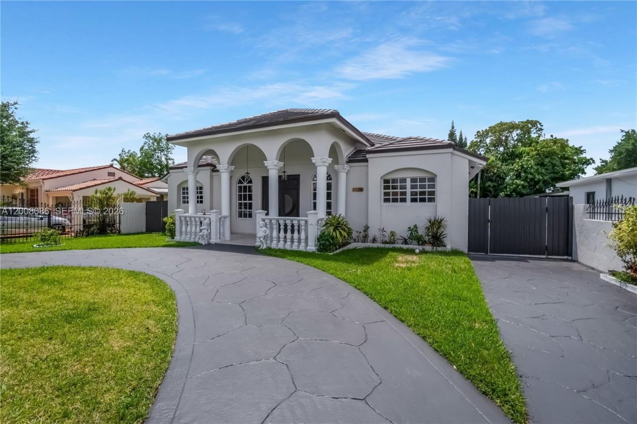 2850 NW 5th St , Miami, FL 33125 Photo