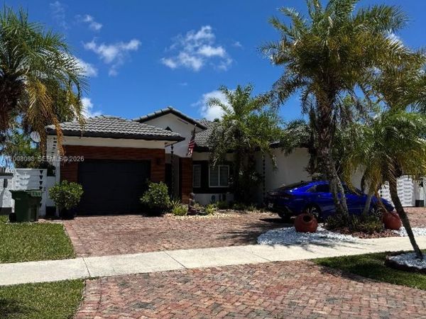 711 SE 14th Ave , Homestead, FL 33033