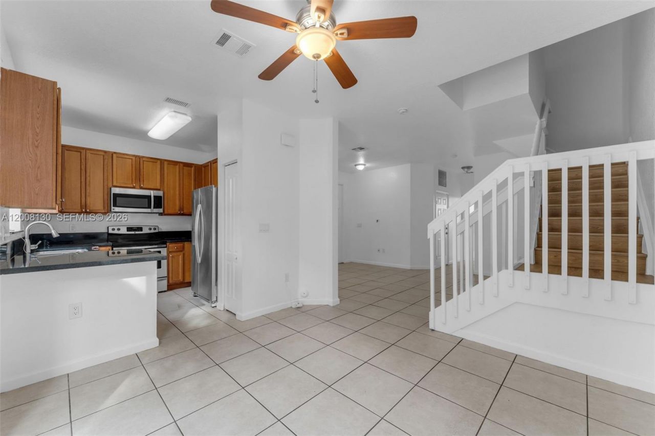 1072 NE 30th Ave, Homestead, FL 33033 Photo