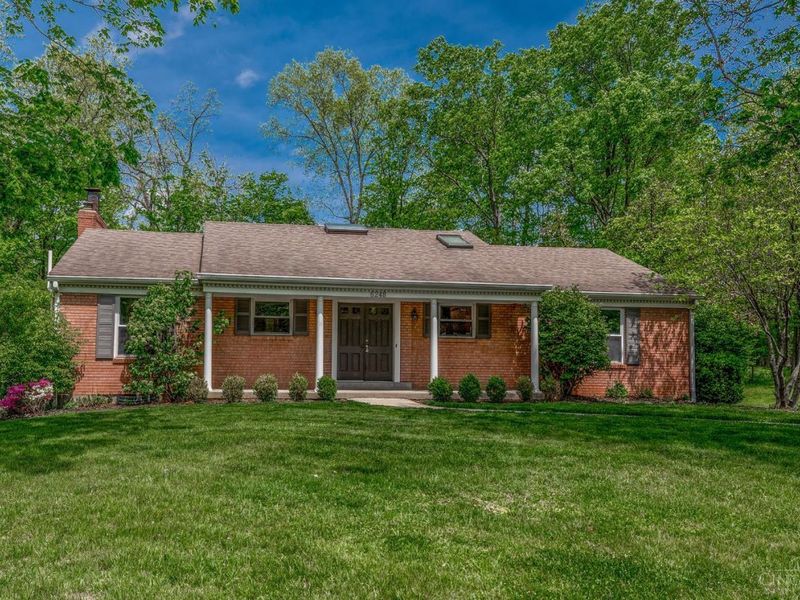 6248 Margo Lane, Madeira, OH 45227 Photo 2
