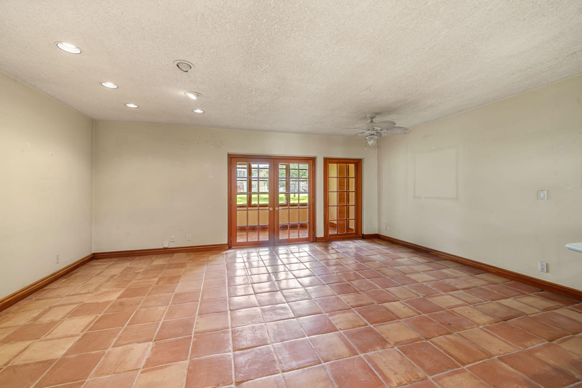 752 Lori Drive, Unit 219, Palm Springs, FL 33461 Photo