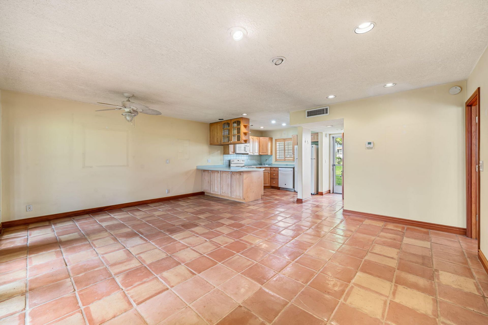 752 Lori Drive, Unit 219, Palm Springs, FL 33461 Photo