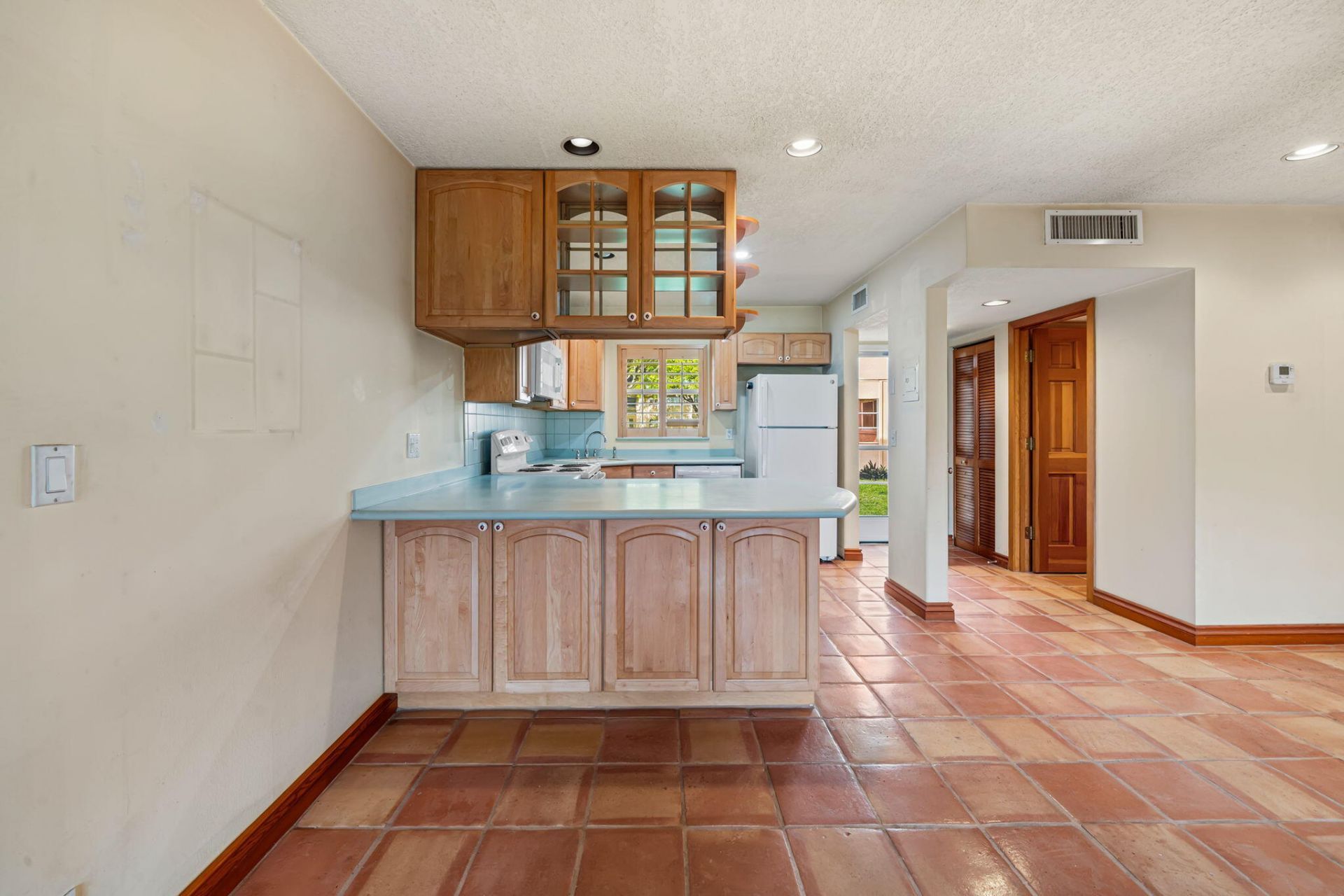 752 Lori Drive, Unit 219, Palm Springs, FL 33461 Photo