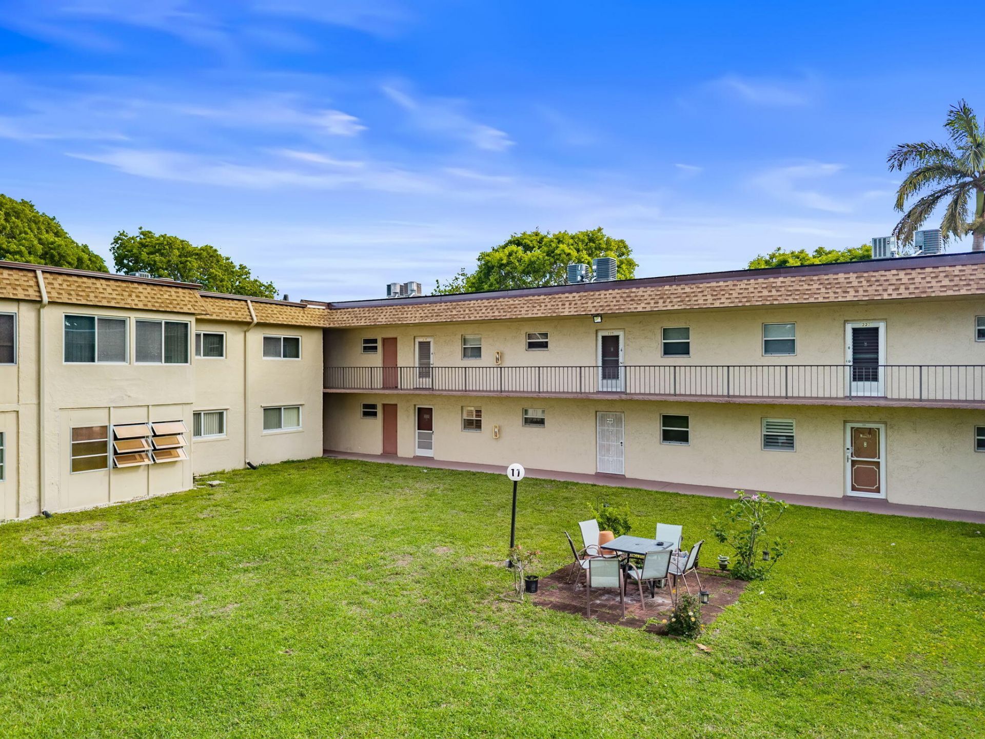 752 Lori Drive, Unit 219, Palm Springs, FL 33461 Photo