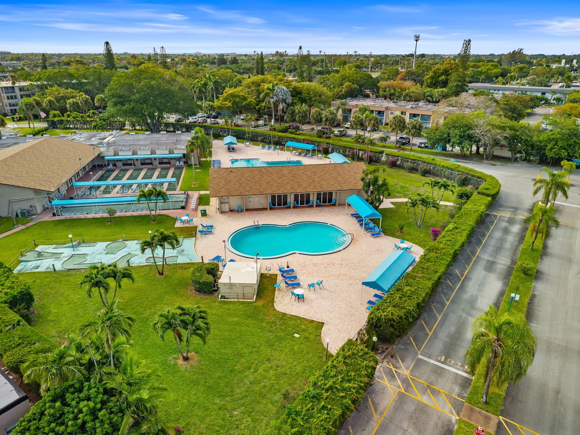 752 Lori Drive, Unit 219, Palm Springs, FL 33461 Photo