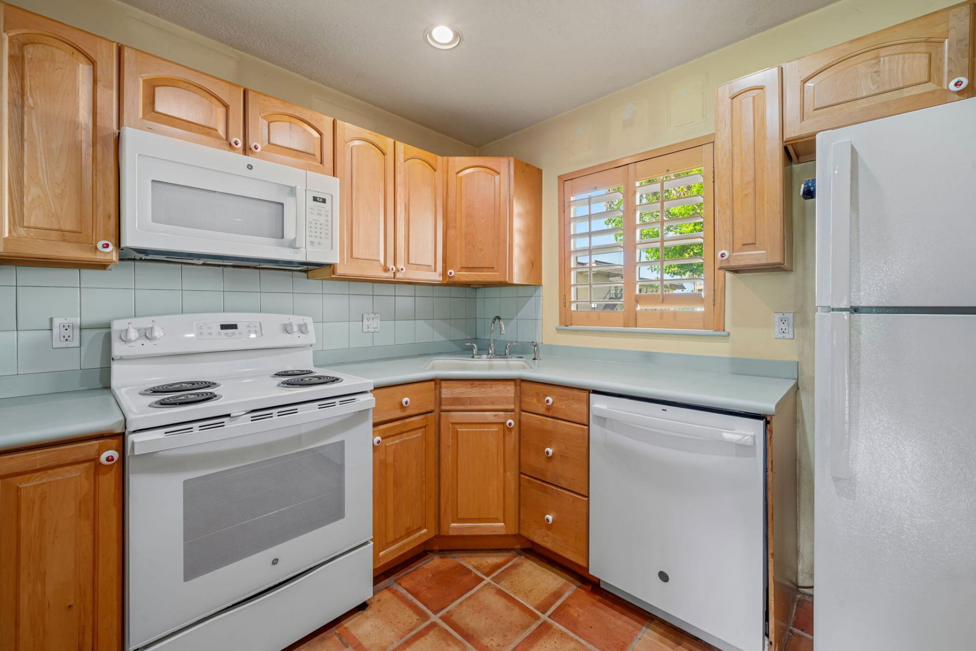 752 Lori Drive, Unit 219, Palm Springs, FL 33461 Photo