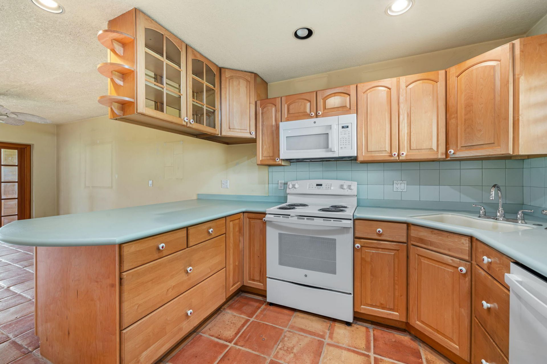 752 Lori Drive, Unit 219, Palm Springs, FL 33461 Photo