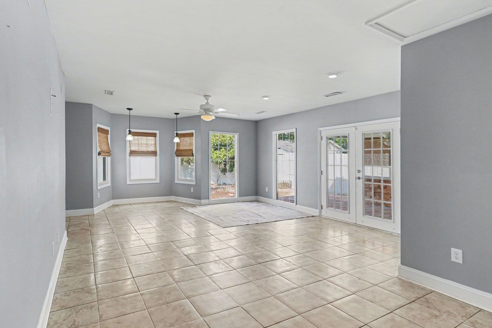 2807 Temperance Dr. Photo 10