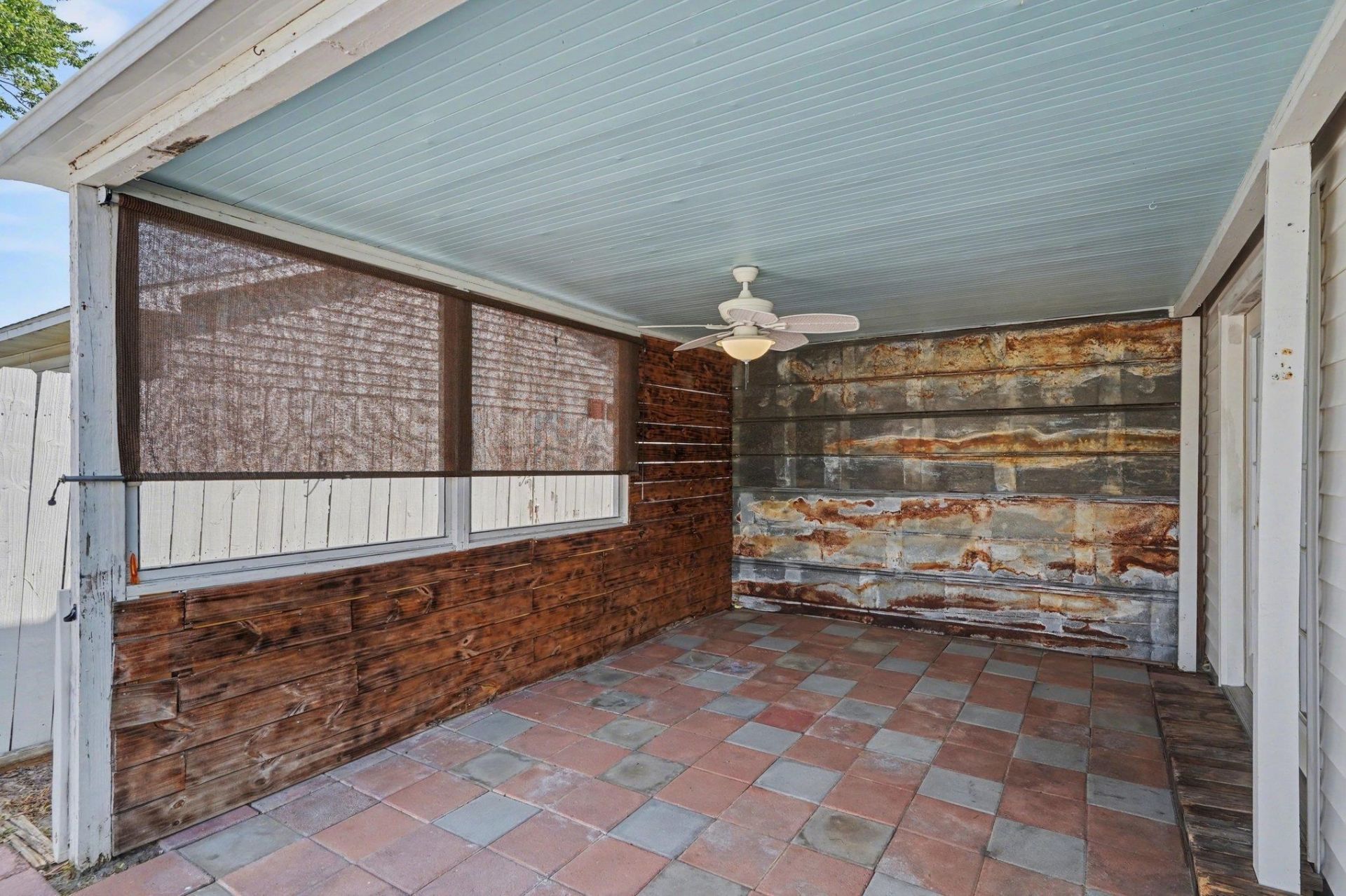 2807 Temperance Dr. Photo 25