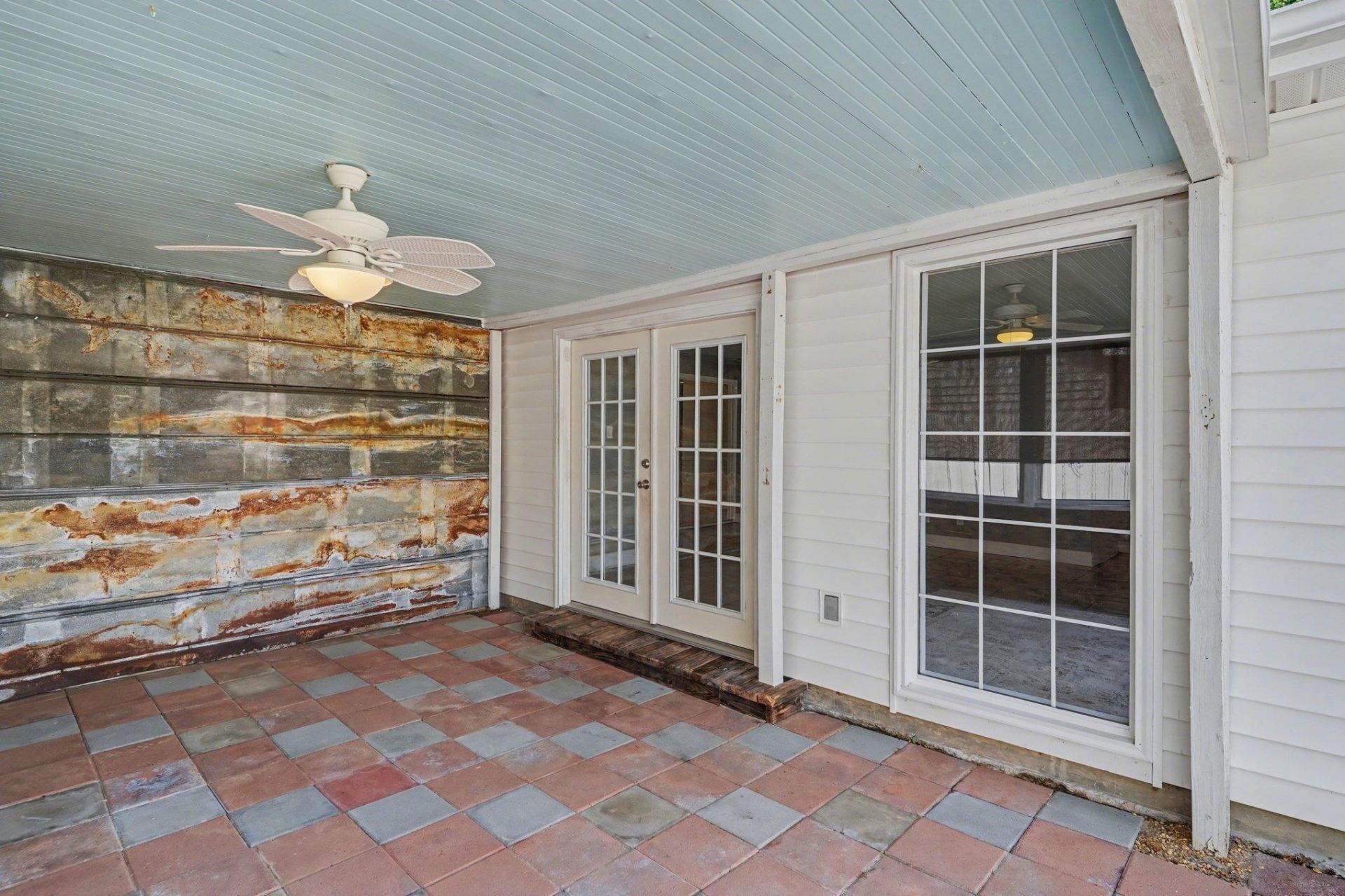 2807 Temperance Dr. Photo 26