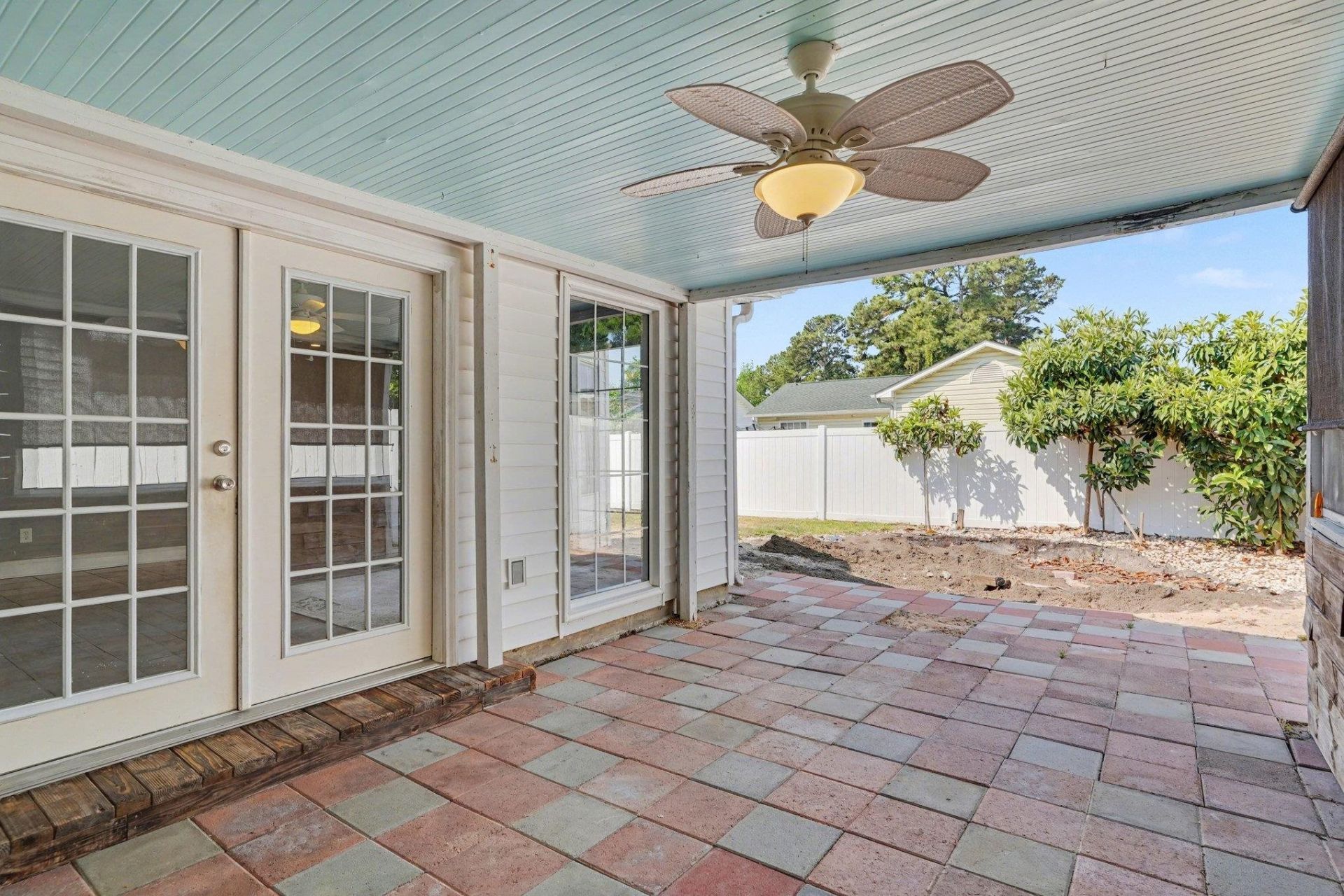2807 Temperance Dr. Photo 27