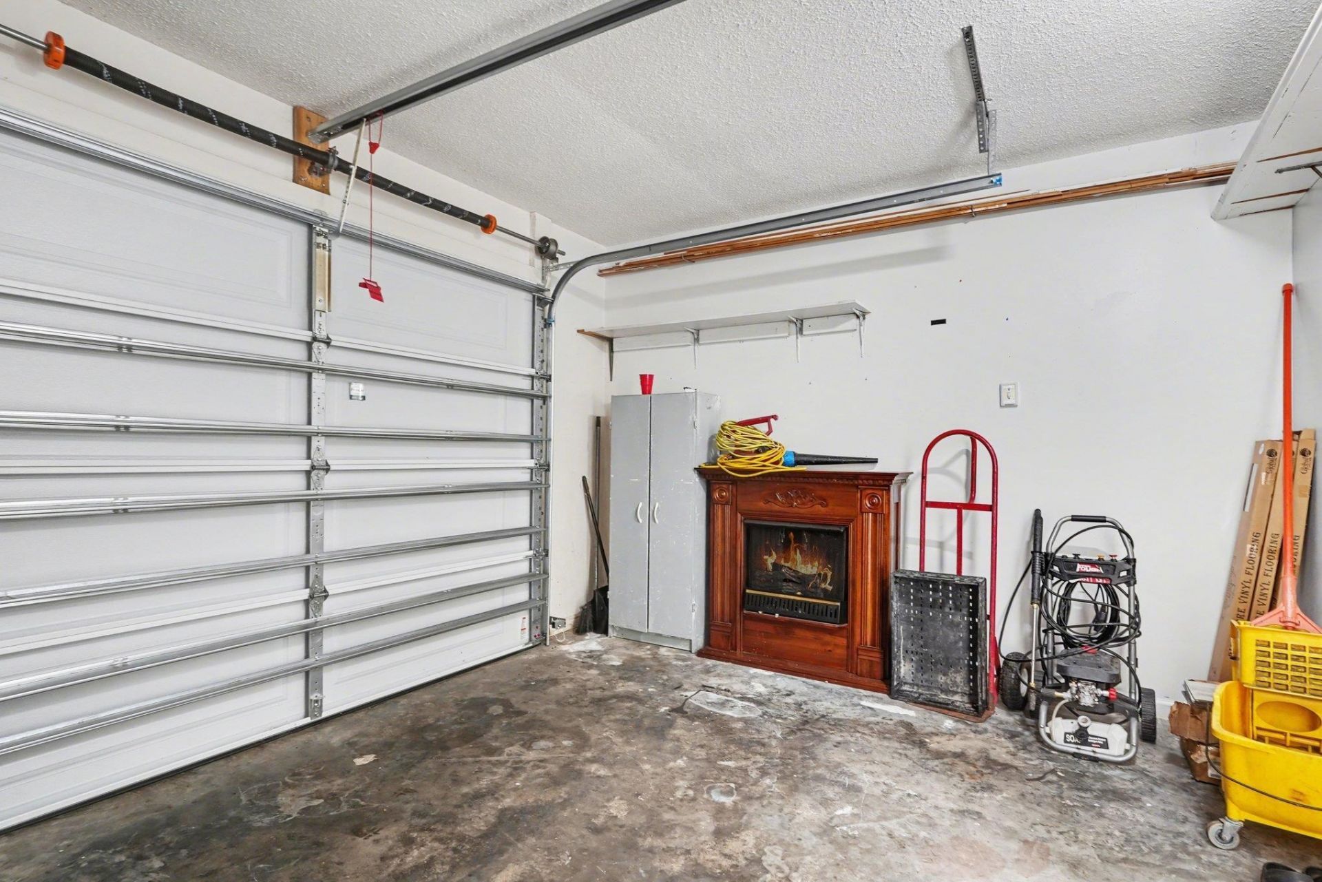 2807 Temperance Dr. Photo 31