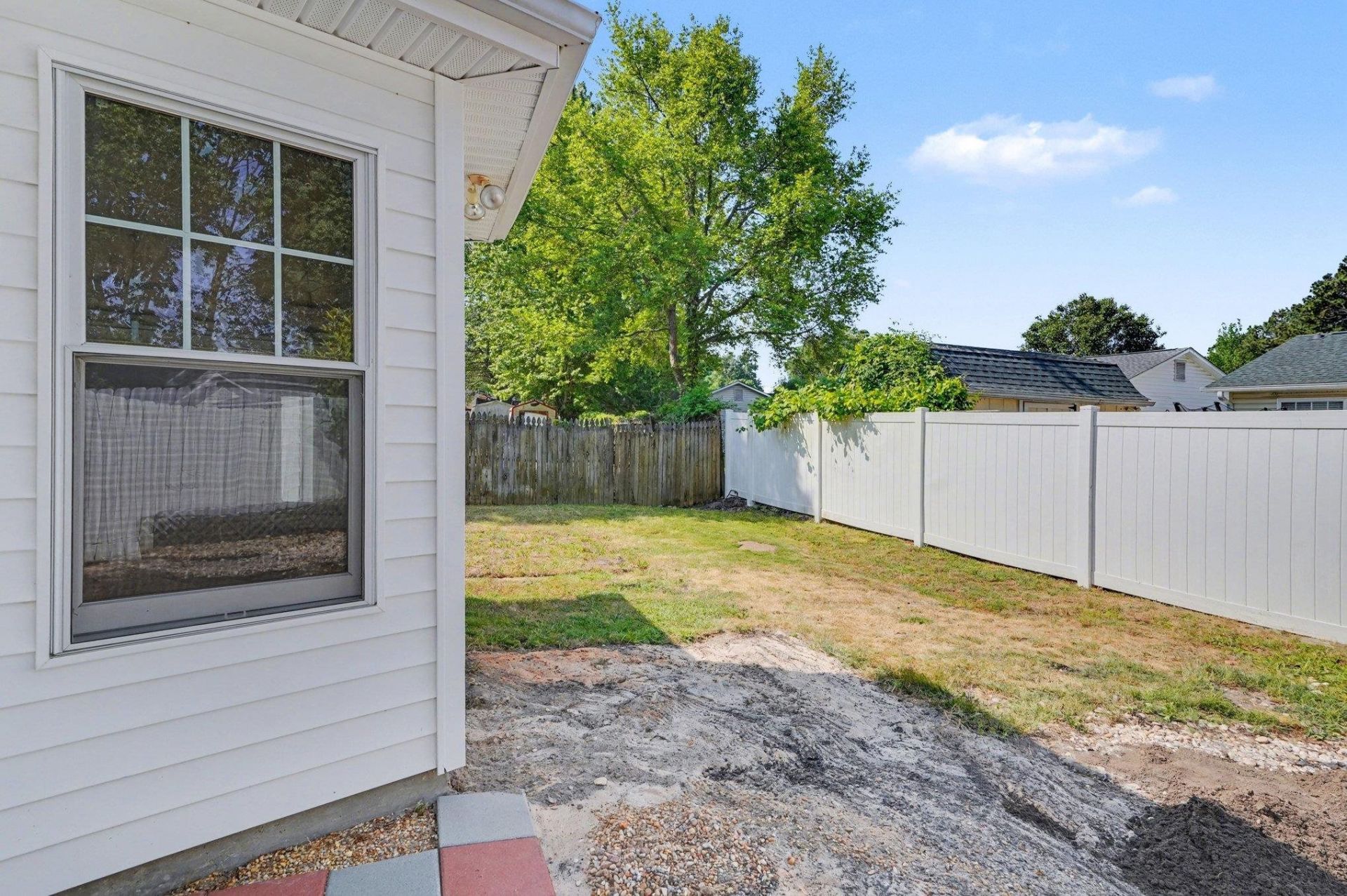 2807 Temperance Dr. Photo 34
