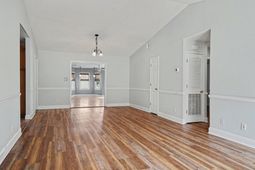 2807 Temperance Dr. photo 4