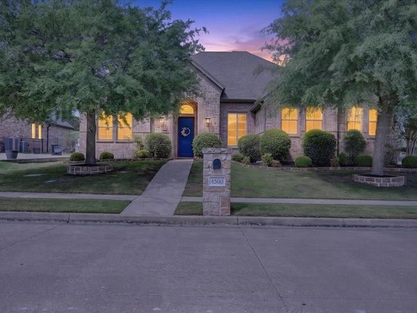 4500 Knoll Ridge Drive , Fort Worth, TX 76008