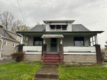 127 Oxford Street, Campbell, OH 44405